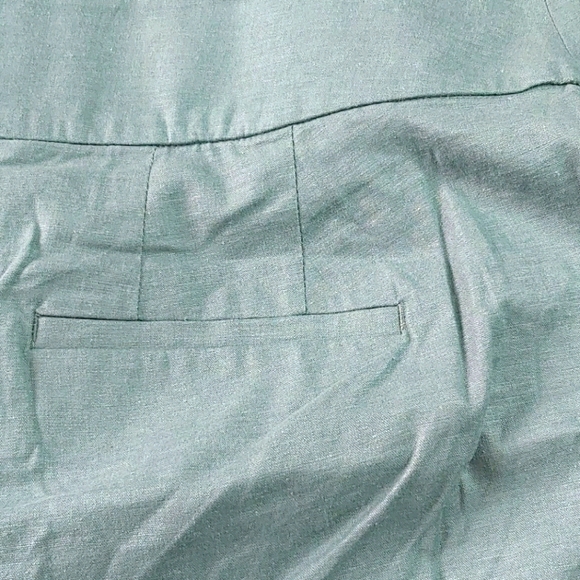 Linen, cropped, petite pants. - Picture 12 of 14